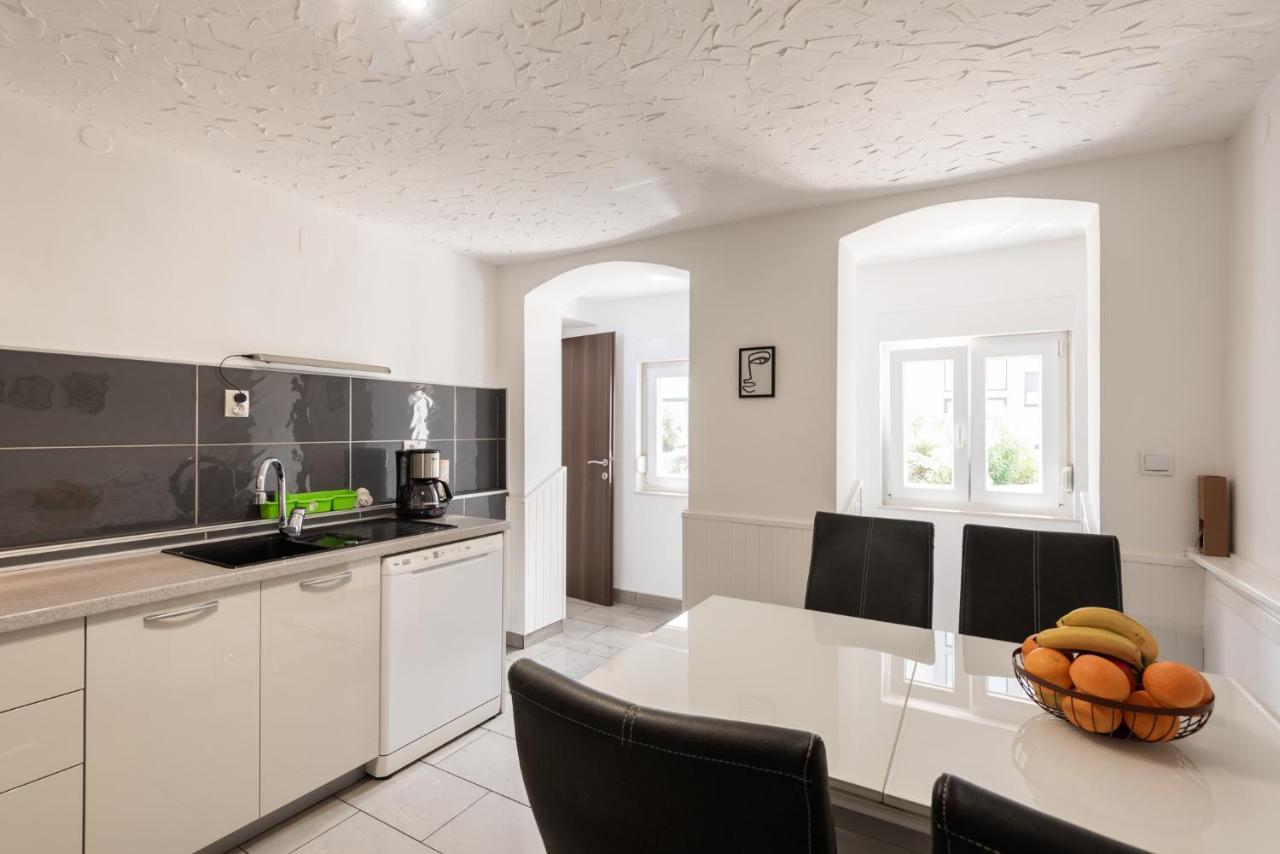 Apartment N&T Pula Bagian luar foto